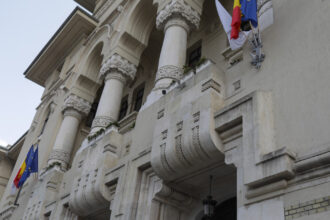 cat castiga angajatii din primaria capitalei bujduveanu avem cele mai mari salarii in administratia publica locala 68ce98de62b9a