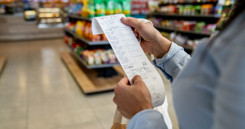 Creșterea prețurilor alimentelor începând cu 1 octombrie 2025: Descoperă ce produse vor fi afectate de eliminarea plafonării adaosului comercial, conform deciziei guvernului. 1 ce alimente se scumpesc de la 1 octombrie 2025 daca se elimina plafonarea adaosului comercial lista produselor aprobata de guvern 68c7f80d680e4