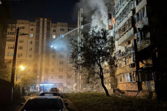 cel putin trei morti si 18 raniti la kiev dupa un atac cu drone rusesti asupra cladirilor rezidentiale din capitala ucrainei 68bd21bd893e2