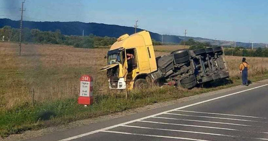 Accident pe DN 1 în Brașov: Cisternă plină cu acid sulfuric răsturnată, iar traficul ia rute alternative 1 cisterna cu acid sulfuric rasturnata pe dn 1 in judetul brasov traficul rutier deviat pe rute ocolitoare 68c9933e2d4f3