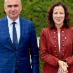 Roxana Mînzatu și Ilie Bolojan: Dialoguri la Bruxelles despre viitorul investițiilor în PNRR 2 comisarul european roxana minzatu discutii la bruxelles cu ilie bolojan despre investitiile din pnrr 68d25280e335f