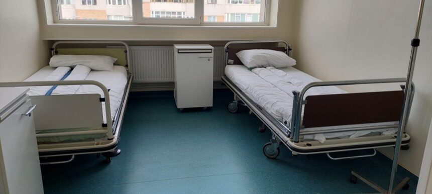 consiliul judetean constanta a primit sase oferte pentru documentatia de reabilitare a sectiei clinice dermatovenerologie 68bf362e930e7