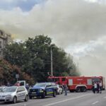 Constanța: Circulația autobuzelor pe liniile 102 și 13, afectată de incendiul izbucnit la mansarda unui bloc de pe strada Soveja 2 constanta autobuzele liniilor 102 si 13 circula deviat din cauza incendiului de la mansarda blocului de pe strada soveja 68c6de98424d5