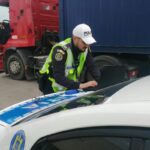 Verificări ale agenților de circulație în Portul Constanța: 13 amenzi aplicate! 2 controale ale politistilor rutieri in portul constanta au fost aplicate 13 sanctiuni contraventionale 68cc003feb5a1