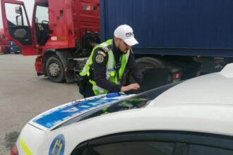controale ale politistilor rutieri in portul constanta au fost aplicate 13 sanctiuni contraventionale 68cc003feb5a1