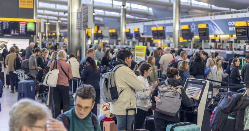 Aeroporturile europene sub asediu: Cum au intervenit hackerii și răspunsul agenției europene de securitate cibernetică 1 cum au blocat hackerii aeroporturile europene reactia agentiei ue pentru securitate cibernetica 68d16e41ee359
