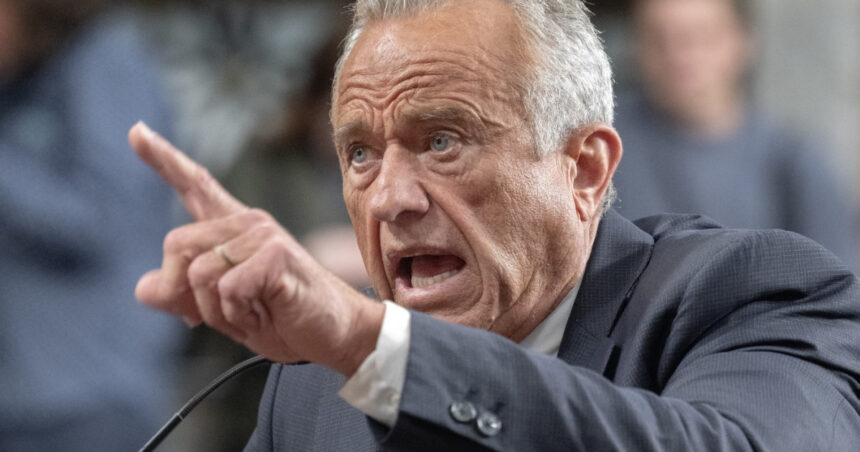 Transformările lui Robert F. Kennedy Jr.: Cum influențează sănătatea americanilor strategia vaccinării în SUA 1 cum rescrie conspirationistul robert f kennedy jr ajuns responsabil cu sanatatea americanilor politica sua privind vaccinurile 68cc163be4124