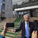 Dan Diaconescu, noi informații din sala de judecată de la Constanța! Fostul șef OTV solicită compensații de 1 milion de lei. Peste 40 de judecători s-au retras din proces. 3 dan diaconescu vesti de la tribunalul constanta fostul patron otv cere daune de 1 milion de lei numarul judecatorilor care au formulat cereri de abtinere a trecut de 40 68b95a1714b18