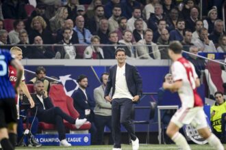 debut de vis pentru chivu in champions league antrenorul roman intra intr un club select 68cb96425ba18