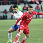 Dinamo vs. Farul, începând cu ora 21:00. Componența echipelor, pronosticuri populare pentru scoruri exacte și analiza detaliată a lui Dan Chilom. 3 dinamo farul de la 2100 echipele probabile cele mai pariate scoruri corecte analiza lui dan chilom 68d126020988f