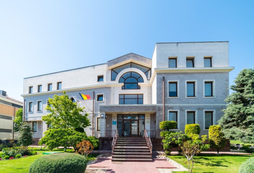 Baroul Constanța își îmbogățește echipa: 11 avocați stagiari și un avocat definitiv, cu performanțe de top la nivel național! 1 documente baroul constanta are de azi 11 avocati stagiari si unul definitiv a fost obtinut cel mai mare punctaj pe tara 68da2fe46f30d