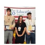 Doi tineri geniali de la Colegiul Mircea cel Bătrân din Constanța, învăluiți în strălucirea medaliei de AUR la Olimpiada Națională de Inovare și Creație Digitală 2 doi elevi de la colegiul mircea cel batran din constanta medalie de aur la olimpiada nationala de inovare si creatie digitala 68c3168cb0207