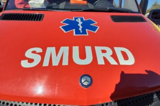 doua autoturisme implicate intr un accident rutier intre corbu si navodari langa petromidia 68d010d6debb4
