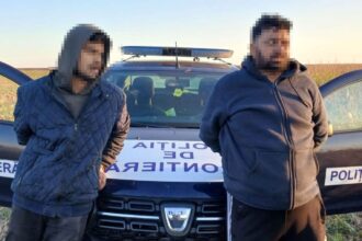 doua persoane retinute de politistii de frontiera dupa ce au intrat ilegal in tara ascunse in remorca unui tir 68c95ff5939f5
