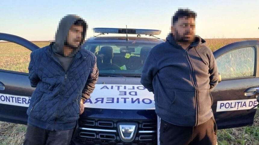 Captura surprinzătoare: Doi indivizi prinsi de poliția de frontieră după o incursiune ilegală în țară, ascunși în remorca unui camion! 1 doua persoane retinute de politistii de frontiera dupa ce au intrat ilegal in tara ascunse in remorca unui tir 68c95ff5939f5