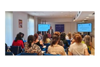 doua sesiuni ale atelierelor de educatie financiara organizate la sucursala bnr constanta pentru cadrele didactice 68c3fb8dee840