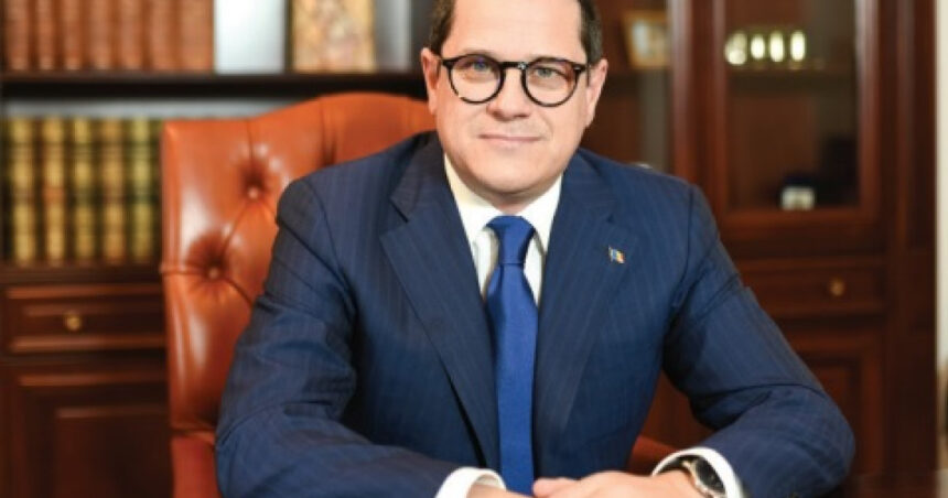 Eduard Hellvig, ex-șef SRI: Incertitudinea ministrului Apărării - cea mai distrugătoare armă pe care drona a lansat-o în societate 1 eduard hellvig fost sef sri ezitarea ministrului apararii e munitia cea mai devastatoare pe care drona a detonat o in societate 68c9c0a1c2160