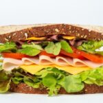 Elevii din Mircea Vodă vor savura în fiecare zi sandviciuri și fructe: află ce companie a câștigat licitația pentru catering! 3 elevii din comuna mircea voda vor primi zilnic sandviciuri si fructe vezi ce firma a obtinut contractul pentru servicii de catering 68bd43f45fdb8