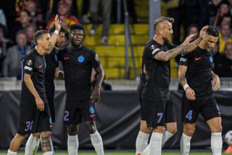 eroii neasteptati ai lui fcsb in prima repriza cu go ahead eagles foarte bine 68d584b2a8913