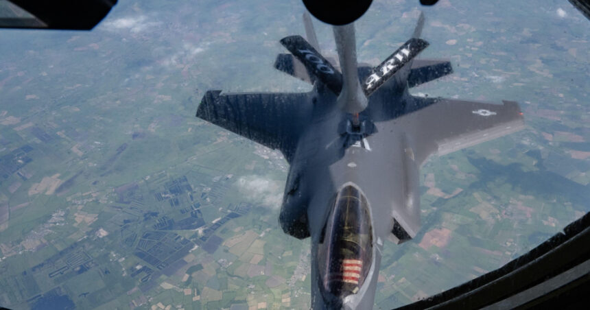 Estonia se pregătește să primească aeronave nucleare ca reacție la incursiunile rusești. Reacția unui alt membru NATO 1 estonia este pregatita sa gazduiasca avioane cu capacitate nucleara dupa incursiunea avioanelor rusesti raspunsul unui alt stat nato 68d38b5b4d34f
