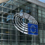 Europarlamentarii propun revizuirea tratatului comercial cu Statele Unite, stabilit de Ursula von der Leyen în colaborare cu Donald Trump 3 eurodeputatii vor sa modifice acordul comercial cu sua negociat de ursula von der leyen cu donald trump 68c45b152752e