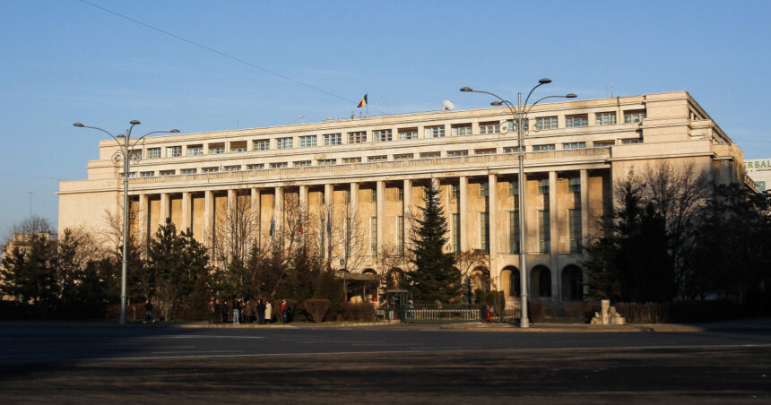 Schimbare majoră: Demnitarii din echipa lui Bolojan rămân fără șoferi începând cu 1 octombrie. Ce progrese s-au făcut în privința reducerilor anunțate de Guvern? 1 exclusiv demnitarii din cancelaria lui bolojan nu mai beneficiaza de soferi de la 1 octombrie care este stadiul taierilor promise de guvern 68dc080308e3a