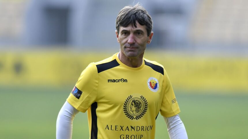 „S-a stins bătălia pentru trofeu în cazul FCSB? Iată ce spune Iosif Rotariu!” 1 exclusiv e incheiata lupta la titlu pentru fcsb raspunsul lui iosif rotariu 68d4db361d050