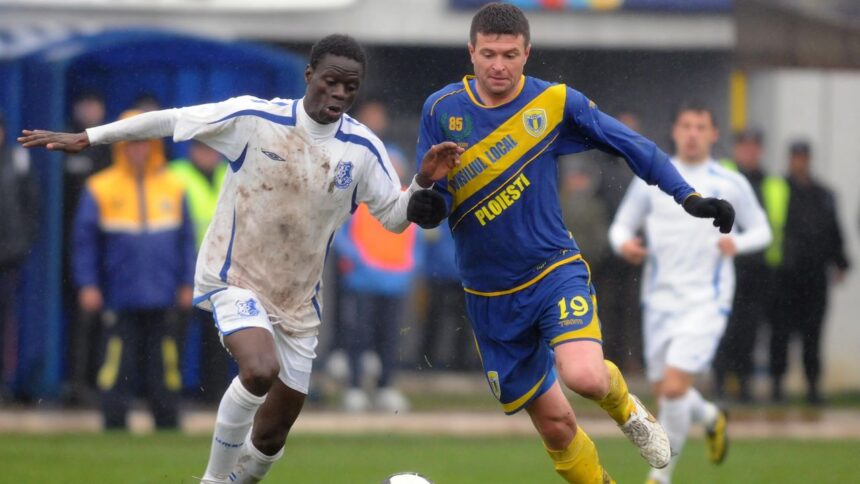 Fostul jucător din Liga 1, impresionat de sosirea în România: "Ce se întâmplă aici? Eu plec!" – și apoi a optat pentru cetățenie. 1 exclusiv fostul mijlocas din liga 1 socat la venirea in romania frate ce e asta eu plec apoi a decis sa si ia cetatenia 68bd862f991aa