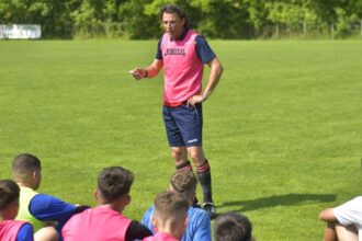 exclusiv george ogararu banel e un exemplu pentru toata lumea fotbal la peste 40 de ani 68dab56b5a4d0