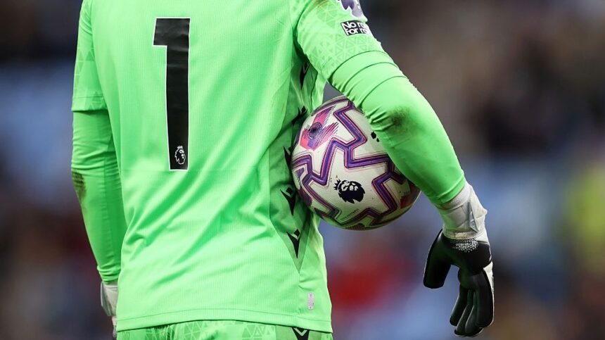 "Ovidiu Herea: 'Premier League stabilește standardele în fotbalul global!'" 1 exclusiv ovidiu herea premier league da ora exacta in fotbalul mondial 68d3efb5dd9a0