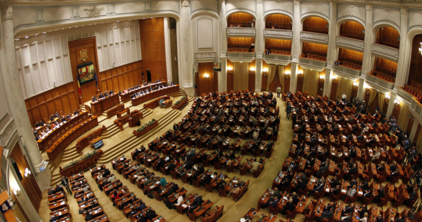 Parlamentul risipește lunar 1 milion de euro pe angajații aleșilor: peste 1.000 de consilieri și șoferi pentru cei 464 de senatori și deputați 1 exclusiv parlamentul cheltuie 1 milion e cu angajatii alesilor lunar peste 1 000 de consilieri si soferi la 464 de senatori si deputati 68c422d4c92a7
