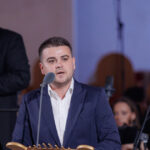 Șeful CJ Suceava răspunde după numirea nașei ca manager de spital: „Am mai mult de 30 de relații de familie și prietenie” 3 exclusiv seful cj suceava dupa ce si a numit nasa in functia de manager de spital am peste 30 de cumetri si fini 68d432e034d99