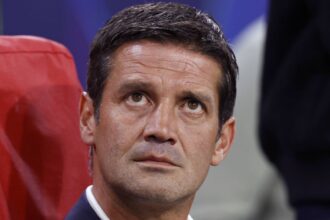 foto ajax si inter postare comuna despre cristi chivu 68cba7bfb85fb
