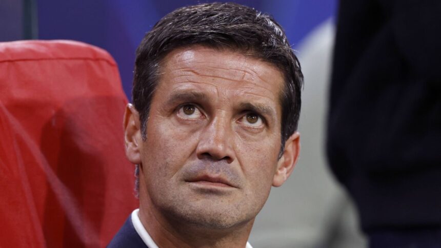 Ajax și Inter, un omagiu comun adus lui Cristi Chivu 1 foto ajax si inter postare comuna despre cristi chivu 68cba7bfb85fb