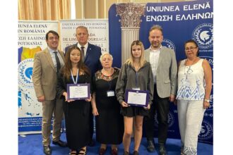 foto doua eleve din constanta au reprezentat cu succes romania la olimpiada internationala a elenismului iata ce premii au obtinut 68bc2ab577041
