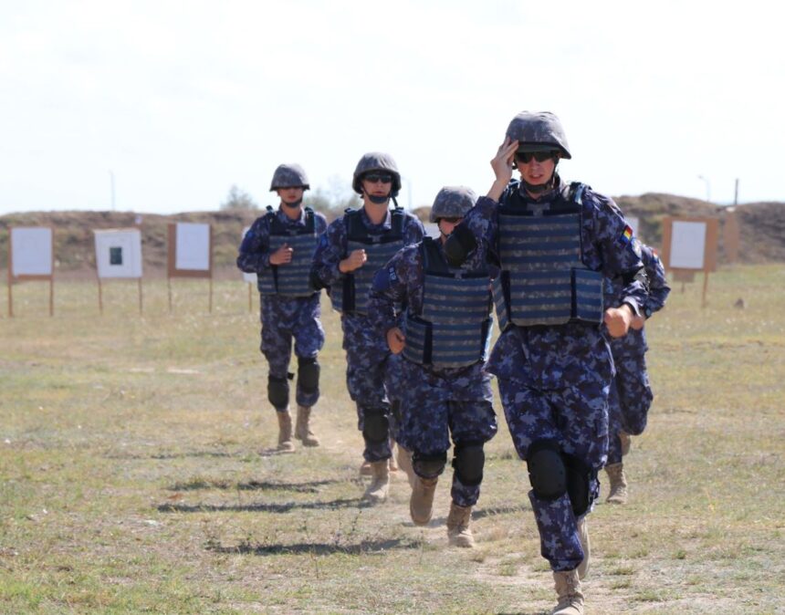 Primii pași în cariera militară: Tinerii învățăcei ai Școlii de Maiștri Militari își testează abilitățile la poligon 1 foto elevii de anul i ai scolii militare de maistri militari prima experienta de tragere in poligon 68d505fe80762