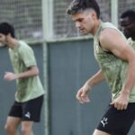 Ianis Hagi strălucește pe terenul din Alanyaspor! Debutul său promițător ar putea avea loc astăzi, la ora 20:00, împotriva echipei Konyaspor. 2 foto ianis hagi un pachet de muschi deja in prim plan la alanyaspor debutul poate fi azi de la 2000 cu konyaspor 68c5489f6a642