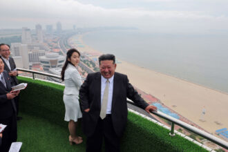 foto liderul coreei de nord a ajuns la beijing pentru parada militara organizata de xi jinping imagini inedite cu kim insotit de fiica sa 68b744a9c1d3d