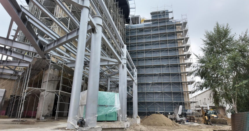Proiecte medicale de amploare în desfășurare: Ministrul Sănătății dezvăluie construcțiile finanțate din fonduri europene 1 foto lucrarile la marile proiecte medicale continua ministrul sanatatii anunta constructiile care vor fi realizate din fonduri europene 68c59b01aa235
