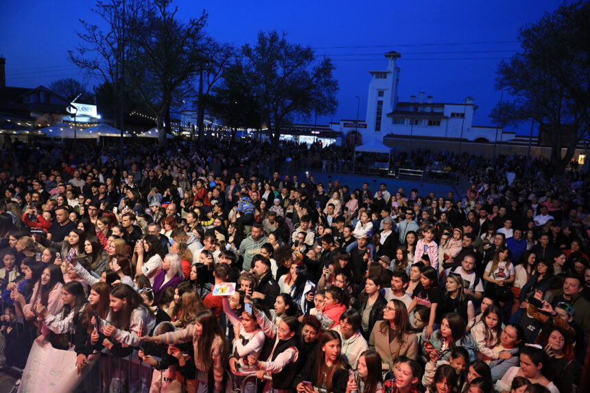 Mamaia Constanța: Sezonul estival 2025 s-a încheiat în stil mare, cu realizări remarcabile și o viziune optimistă pentru viitor! 1 foto omd mamaia constanta sezonul estival 2025 s a incheiat grandios cu rezultate pozitive si perspective promitatoare 68d3c2ad7c5df