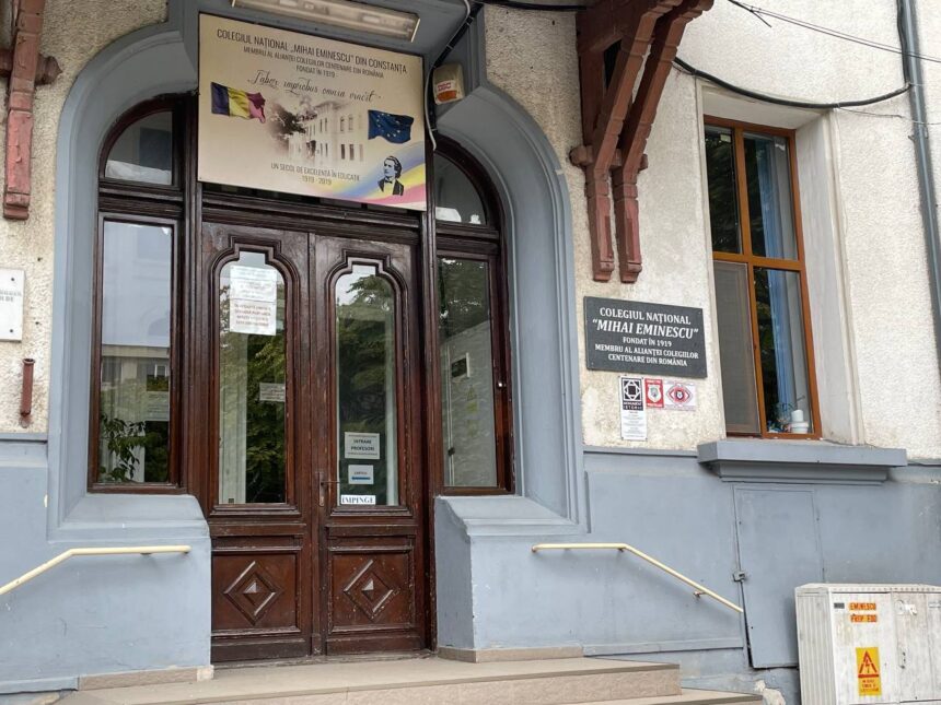 Primarul Chițac anunță finalizarea lucrărilor la Colegiul Mihail Eminescu: Elevii vor reveni în bănci în aproximativ două săptămâni! 1 foto primarul chitac despre lucrarile de reabilitare de la colegiul mihail eminescu in circa doua saptamani elevii sunt asteptati in salile de clasa 68caeb5e85437