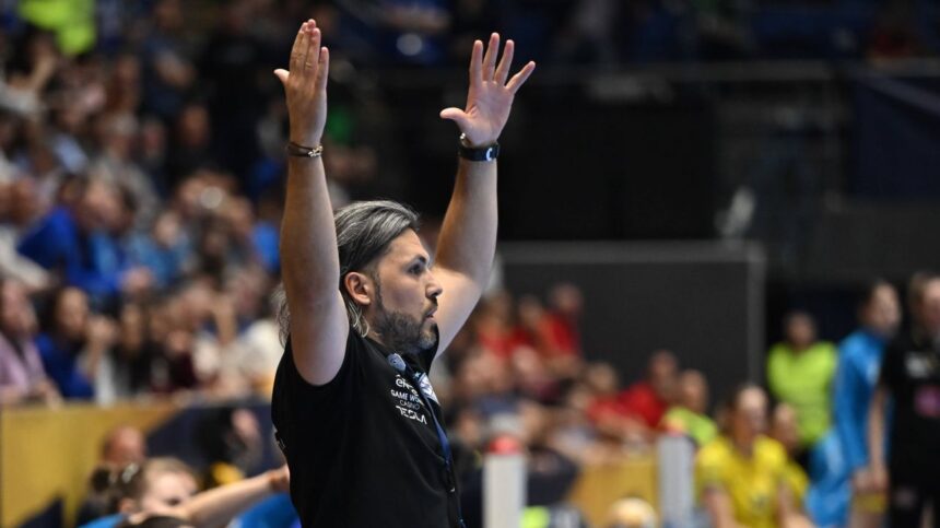 „Reacțiile pasionaților după înfrângerea CSM București în Champions League: „Adi Talent, cât de departe poți ajunge?”” 1 foto reactii acide ale suporterilor dupa esecul lui csm bucuresti din champions league adi talent pana unde vei merge 68bdcd3bca48c