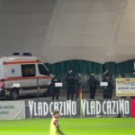 Haos la Csikszereda - FCSB! Intervenție rapidă a echipei medicale 2 foto si video panica la csikszereda fcsb medicii au intervenit de urgenta 68c7154f9b915