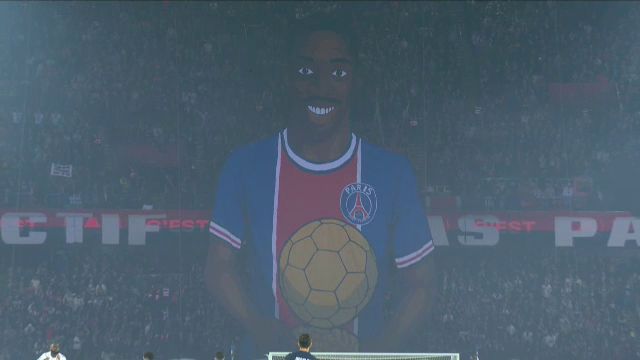 "Un regal vizual pe Parc des Princes: Ousmane Dembélé, de la Prințul orașului la Regele Universului!" 1 foto si video scenografie spectaculoasa pe parc des princes dupa ce ousmane dembele a cucerit balonul de aur printul orasului a devenit regele lumii82 68d83c9f639f0