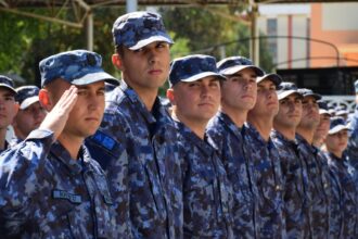 foto tot mai multi tineri aleg cariera de marinar militar scoala militara de maistri militari a fortelor navale deschide anul cu un numar impresionant de elevi 68bef7140334e