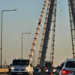 Un individ a escaladat Podul Agigea, transmis pe TikTok: același care în 2008 făcea amenințări cu explozia 3 foto un barbat s a cocotat pe podul agigea live pe tiktok e acelasi care ameninta in 2008 ca l arunca in aer 68be7f6792df2