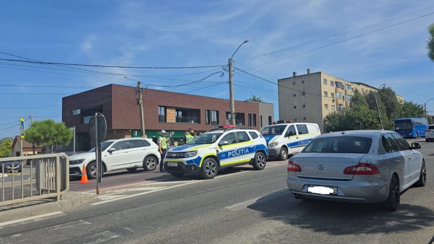 Incident grav la Ovidiu: o tânără a fost spulberată de o mașină pe trecerea pentru pietoni 1 foto video accident la ovidiu o tanara a fost lovita de un automobil pe trecerea de pietoni 68bd71b43163b
