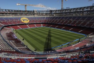 galerie foto dezastru pentru fc barcelona primaria refuza deschiderea camp nou 68d389b31314e