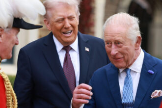 galerie foto donald trump si melania primiti de regele charles si regina camilla la castelul windsor 68caa51971b18
