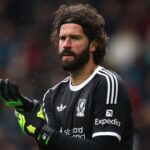 galerie foto lovitura pentru liverpool alisson becker s a accidentat in meciul cu galatasaray 68dc4247882cd